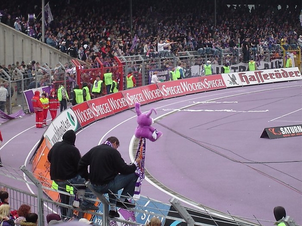 38 auch der Osterhase freut sich