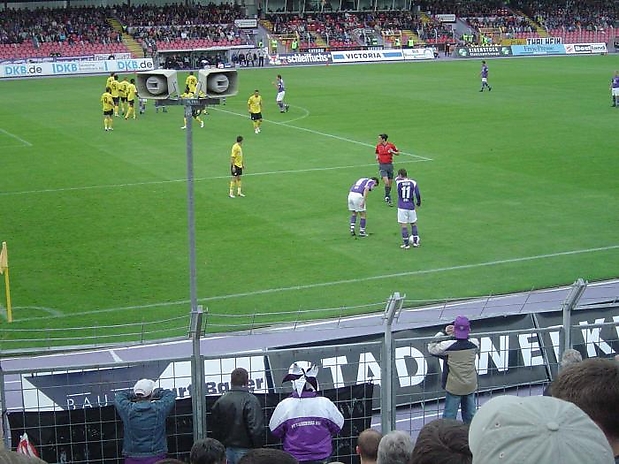 08 Freistoß Heller