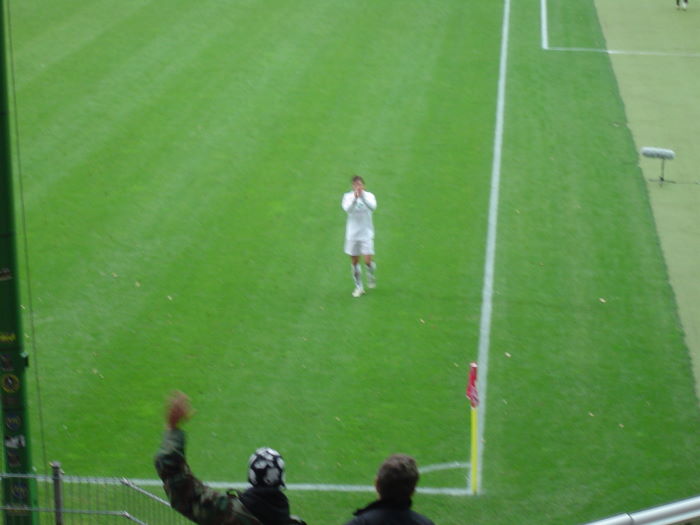 25 Heller stellt sich als erstes