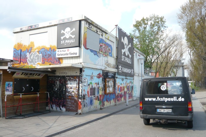 BS01 Kartencenter und Fanshop am Millerntorstadion