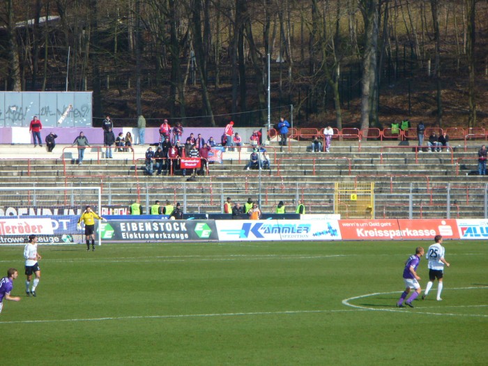 Hurra, das ganze Dorf ist da...