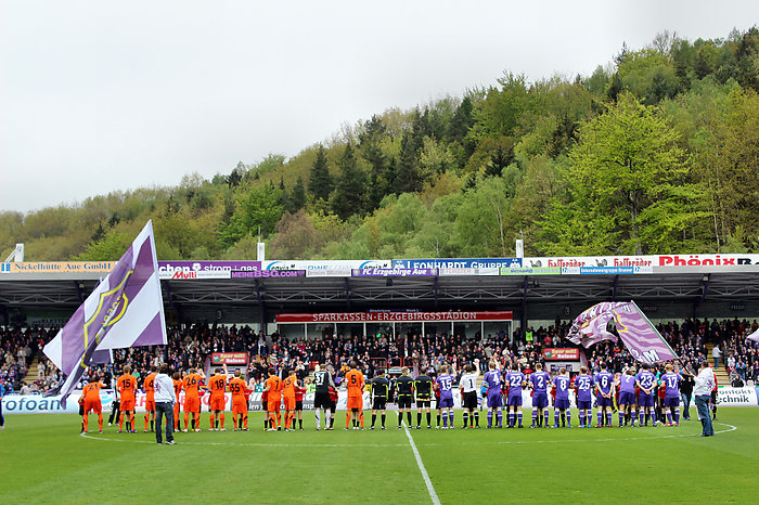 Aufstellung beider Mannschaften