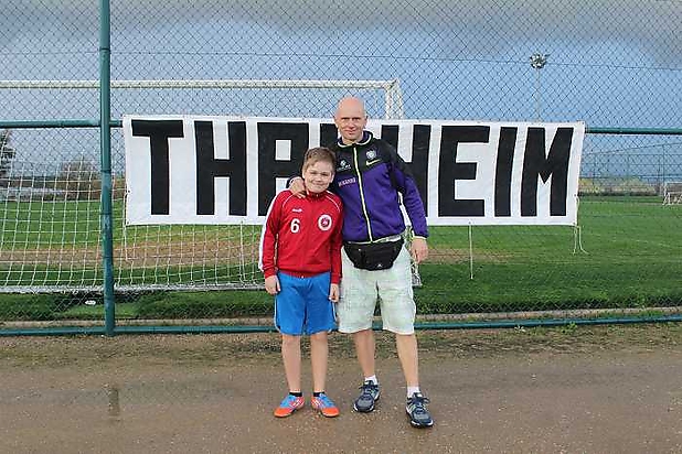 Fahnenparade 9 - zum 2. Testspiel