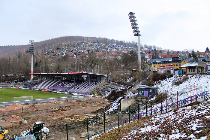28.2.2016 Die Tiefbauarbeiten sind im Stadion auch in der 8. KW weiter gut vorangekommen - trotz schwieriger Witterung mit Wasser und Schlamm. Foto: Burg