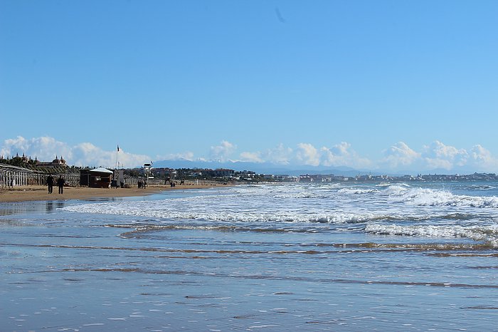 66. Strand in Richtung Side