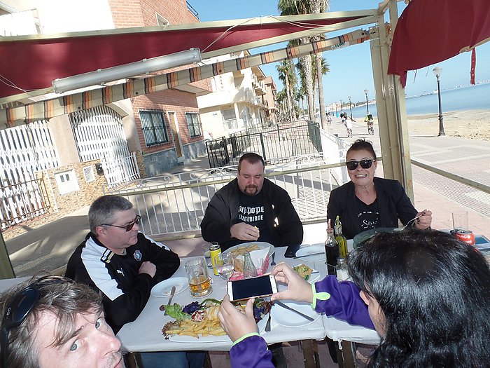 29.Einkehr im Wirtshaus am Strand